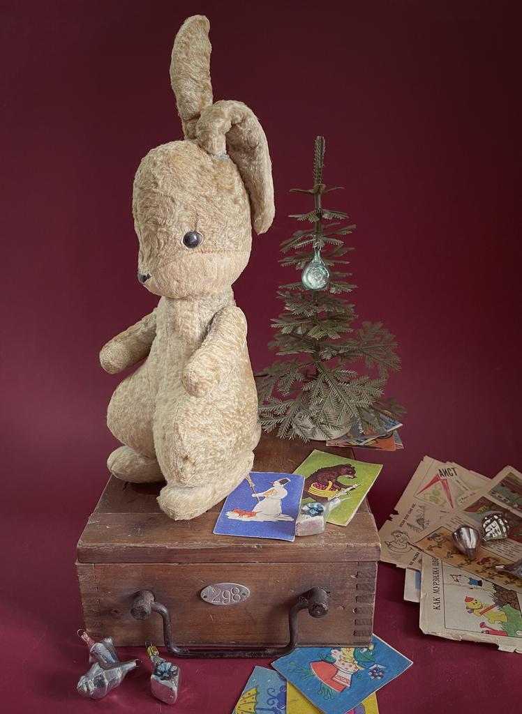 Советские игрушки, старинные игрушки, заяц СССР, плюшевый заяц СССР