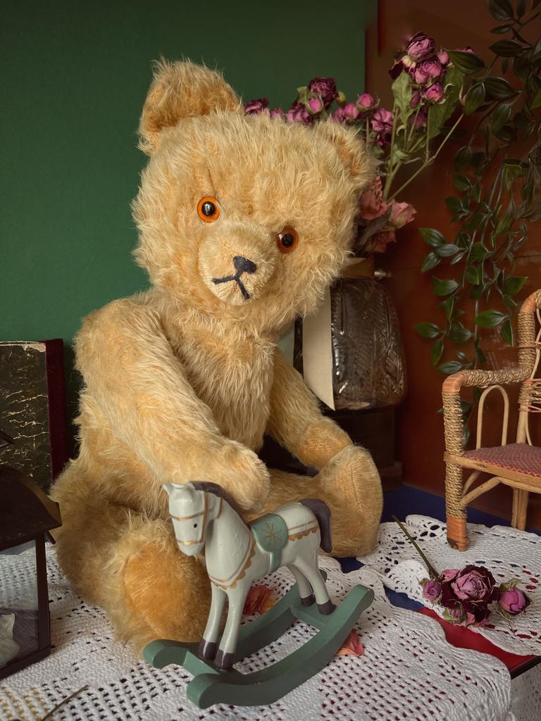 Старинный соломенный медведь