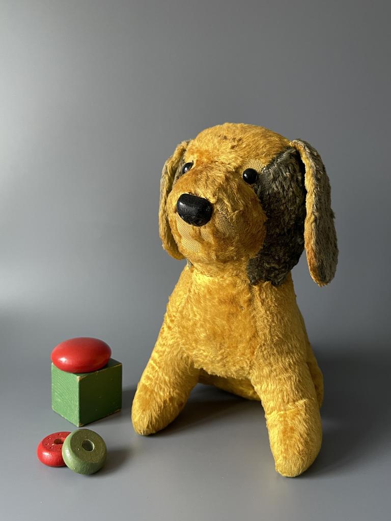 1960-е г. Плюшевая собачка