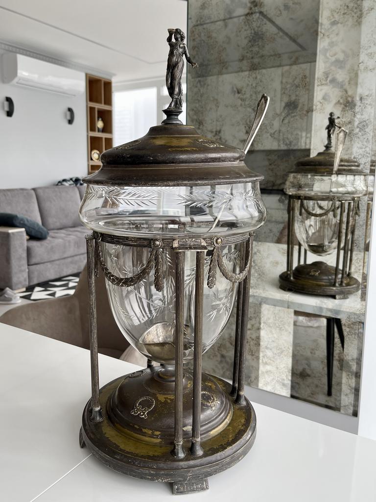 Антикварная ваза сосуд для крюшона  крюшонница