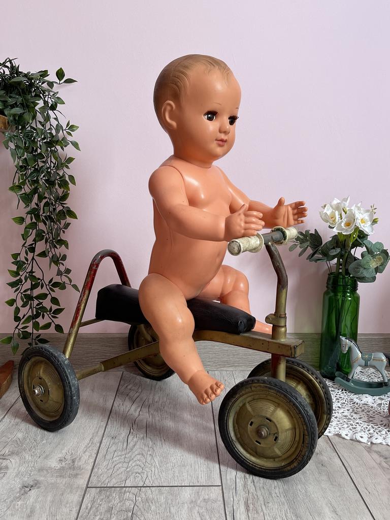 Старинный  велосипед, Франция