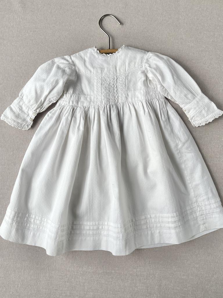 Старинное детское платье из хлопка пике, Франция 1890–1910-е гг.