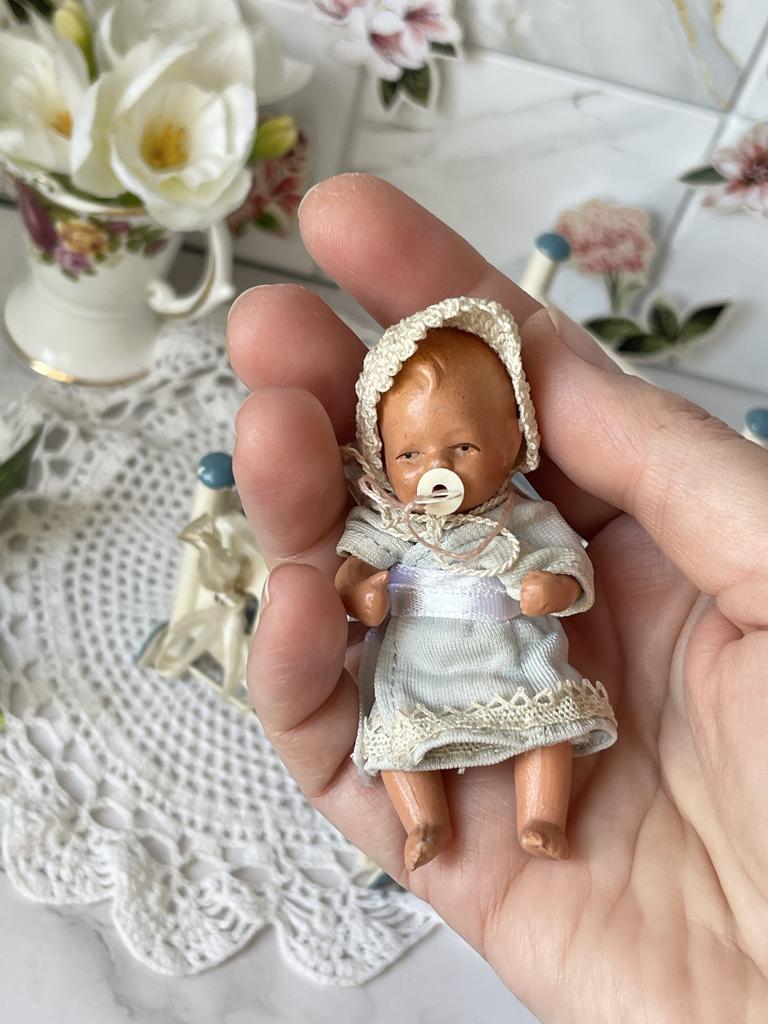 Старинный керамический пупсик 9 см, Германия