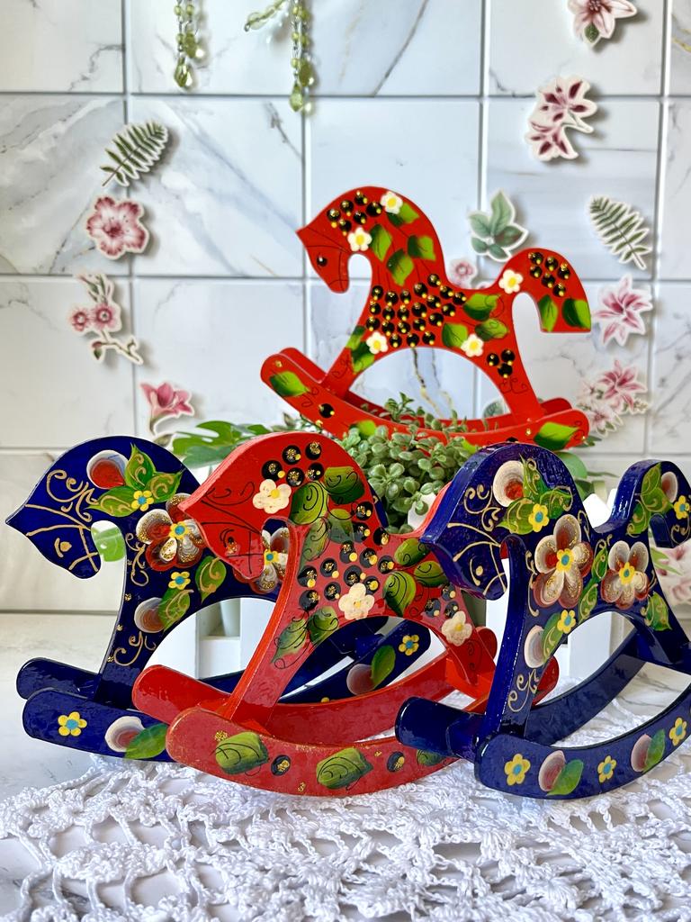 Деревянная лошадка