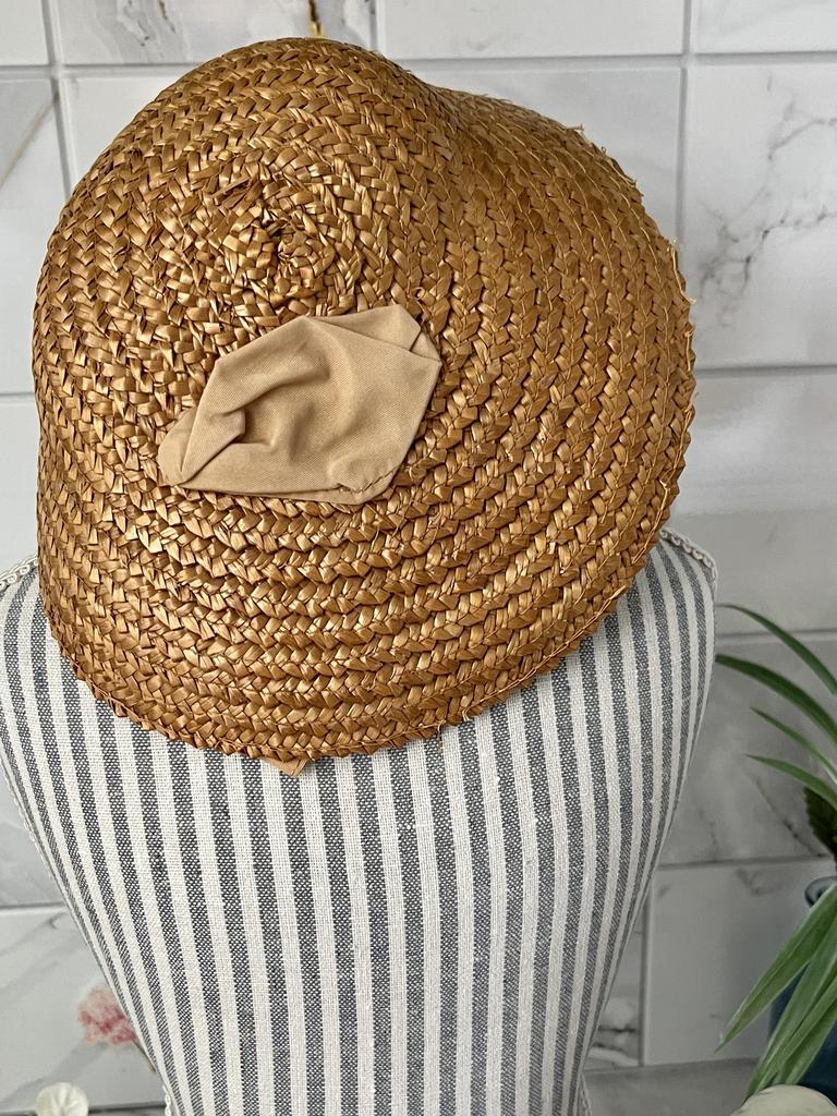 Антикварная шляпка для кукол