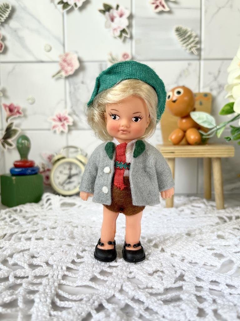 Пупс АРИ в родной одежде