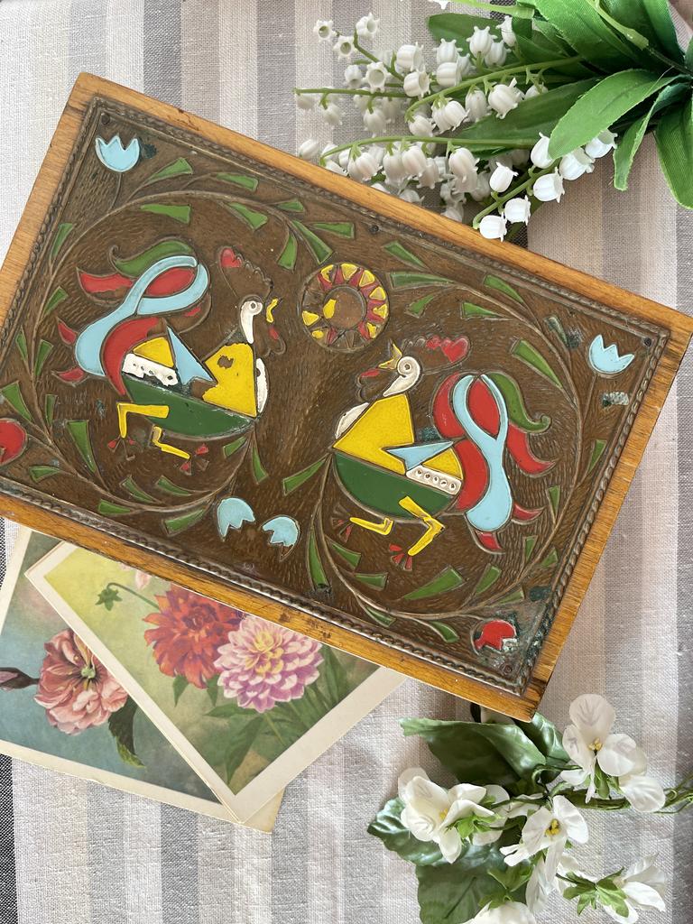Шкатулка  «Петухи»