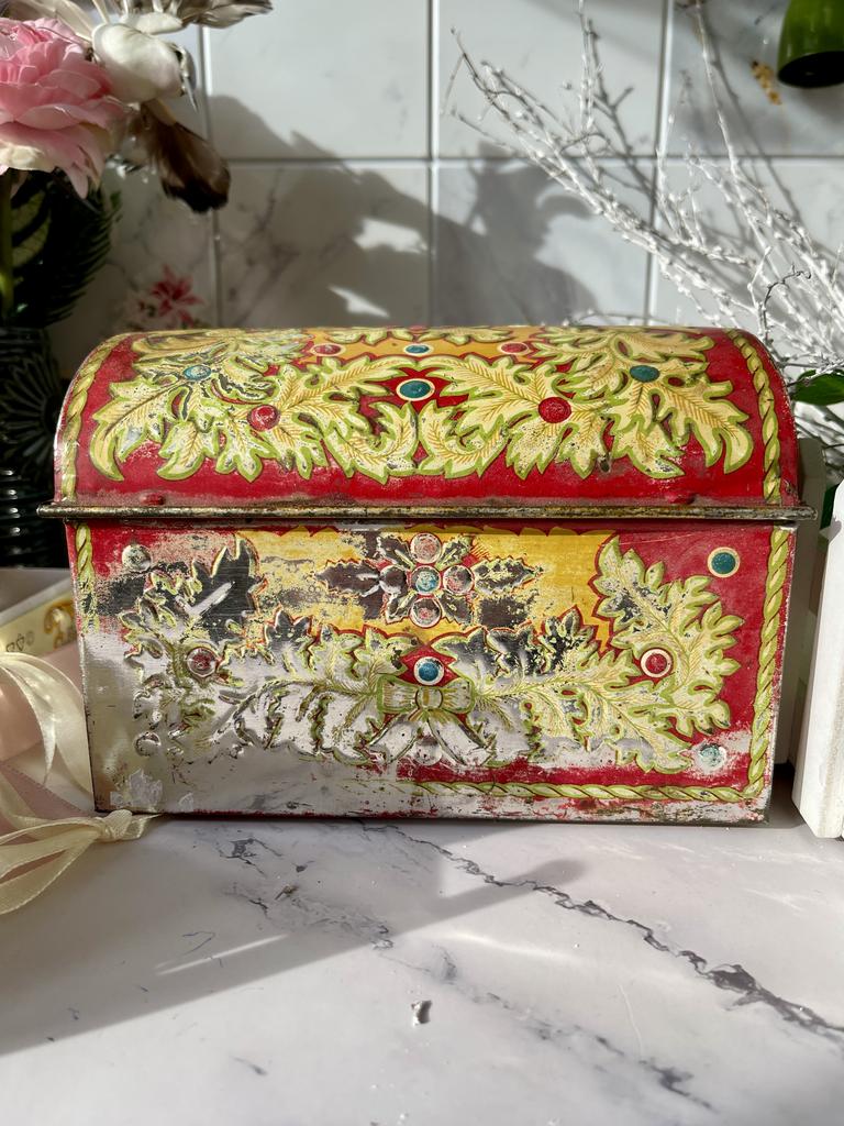 Брендированная жестяная банка Lipton