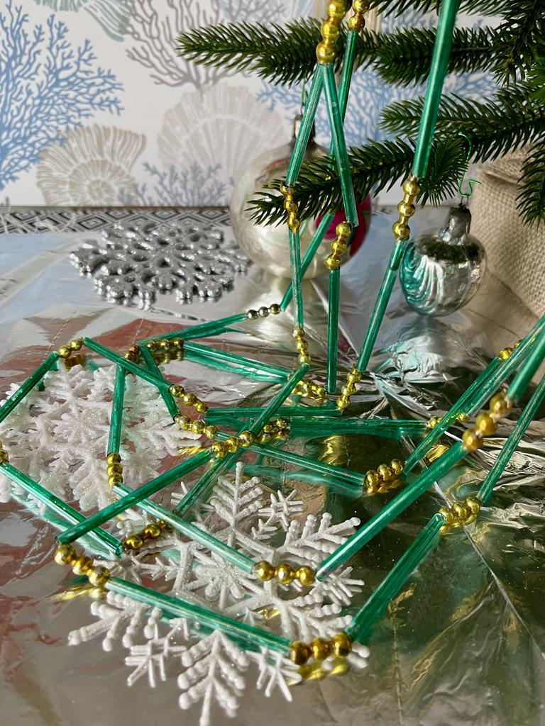 Советские елочные стеклянные бусы