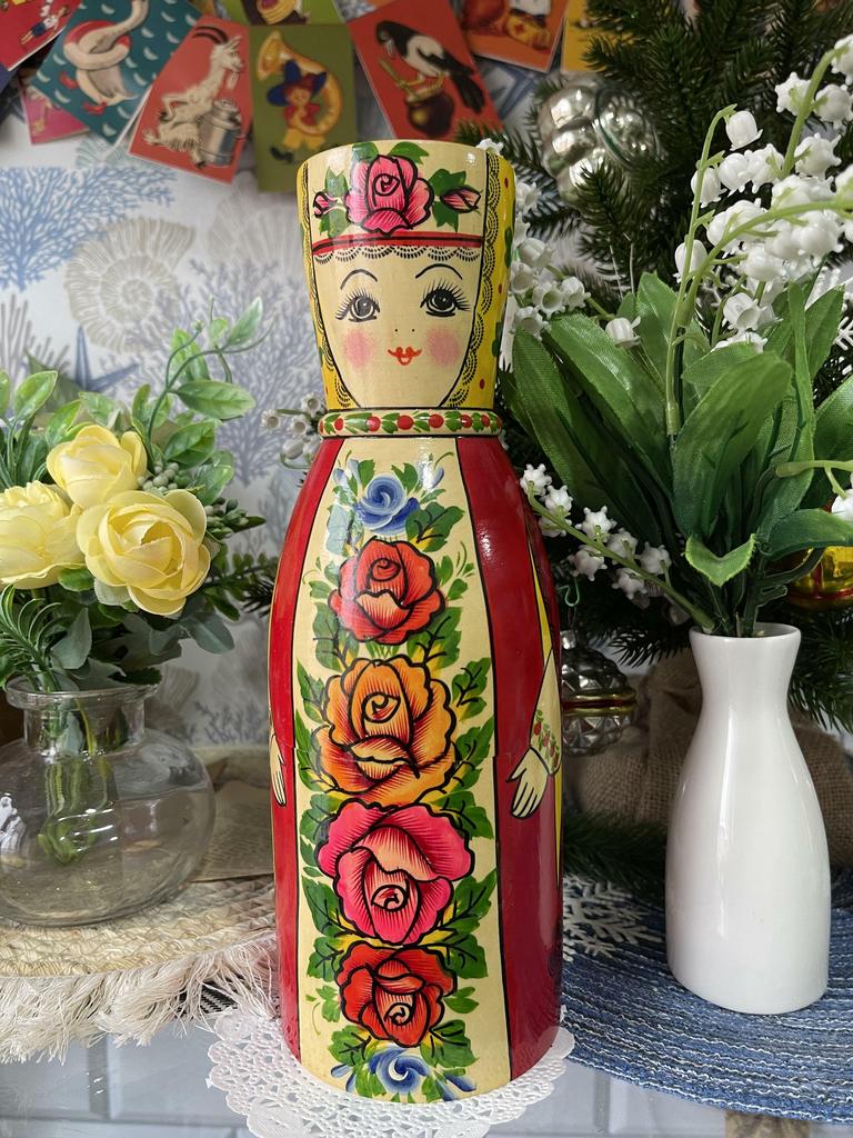 Красивая матрешка футляр