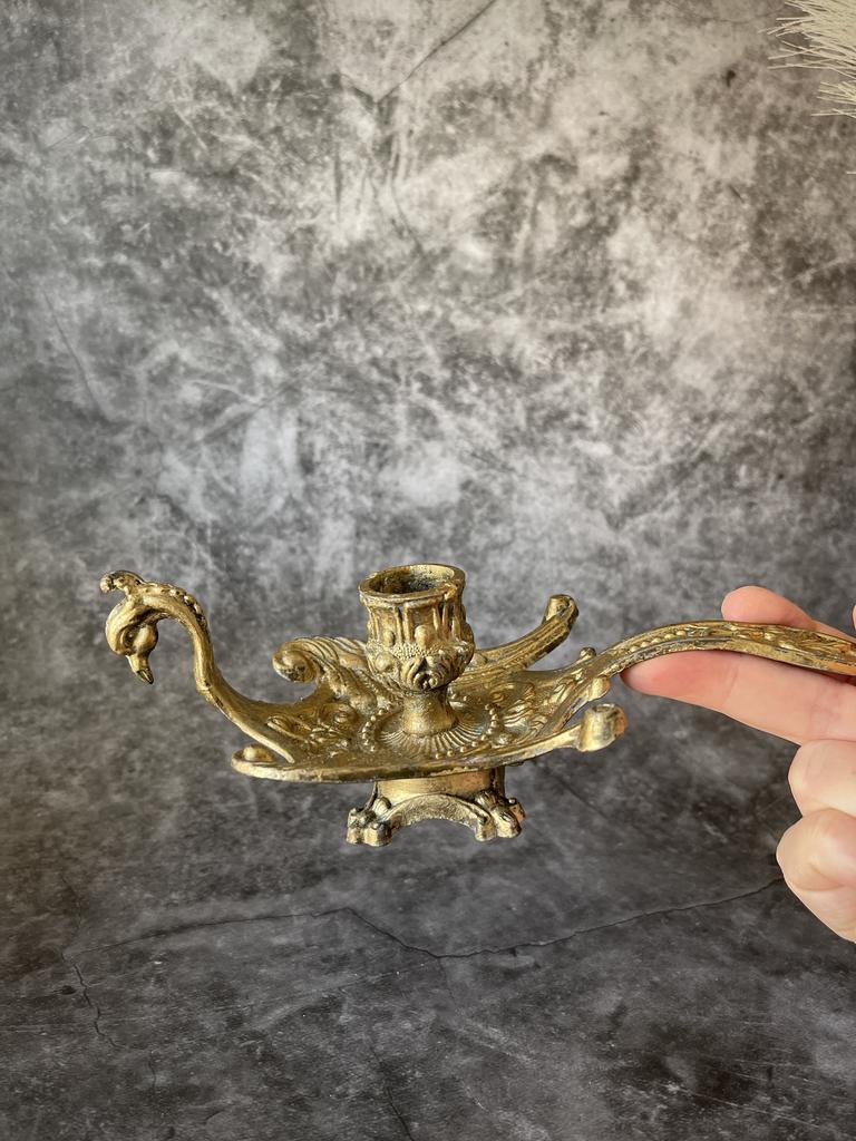 Антикварный подсвечник