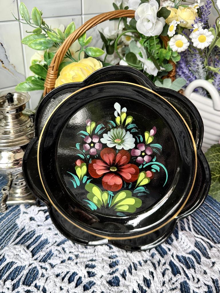 Жостовский миниатюрный поднос