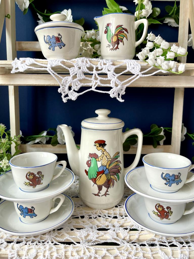 ГДР. Фарфоровый детский сервиз