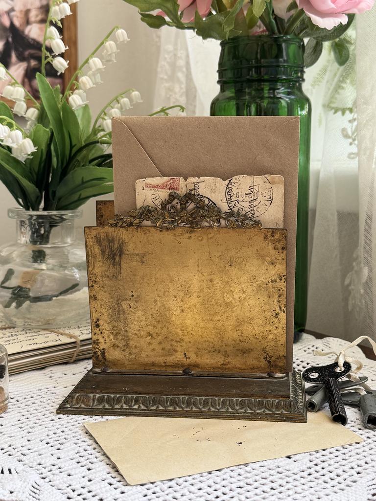 Антикварная кабинетная подставка  для бумаг, писем, конвертов