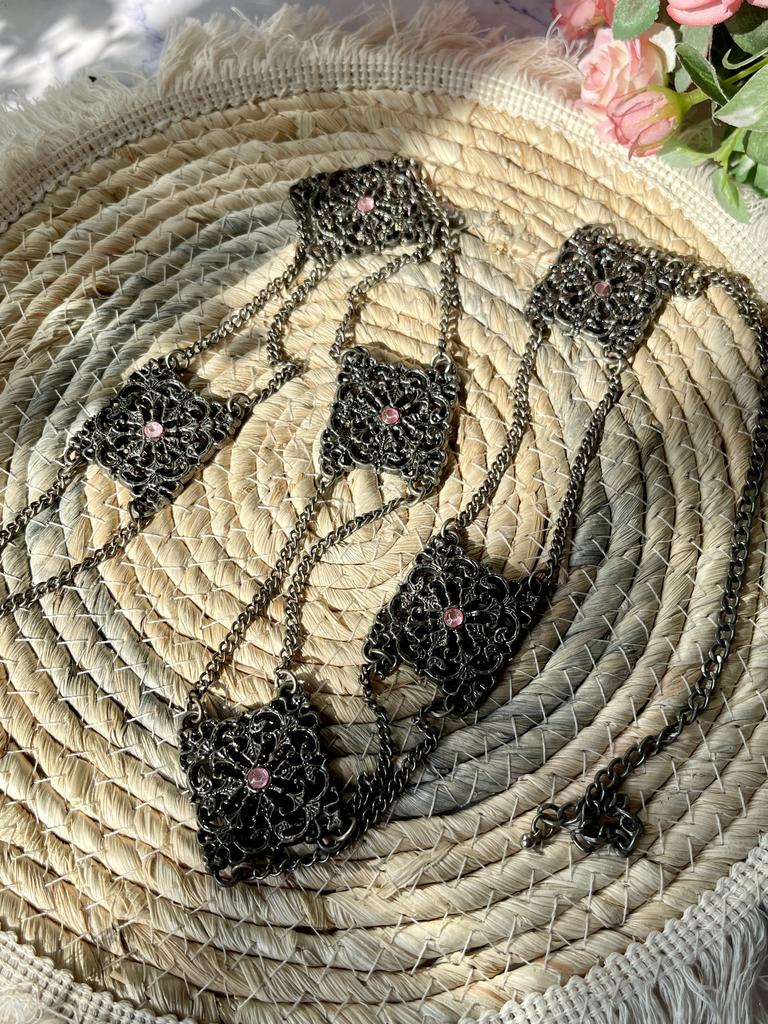 Винтажный металлический пояс