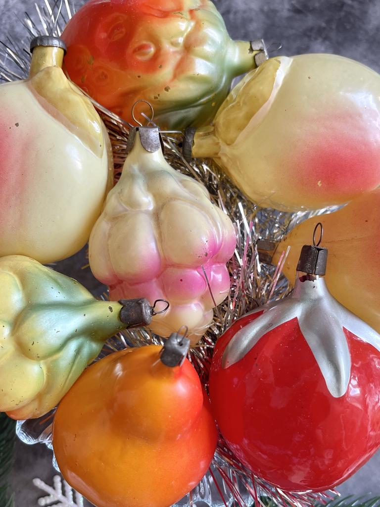 Советские елочные игрушки из тонкого стекла 1950-е г