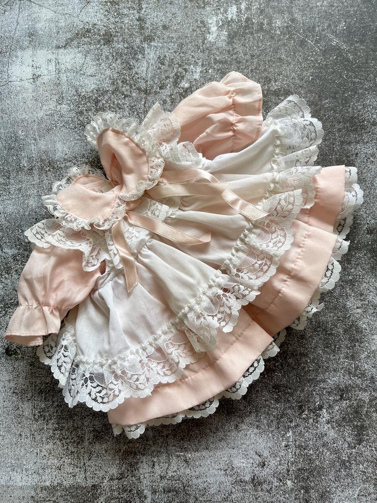 Кукольное платье с фартучком