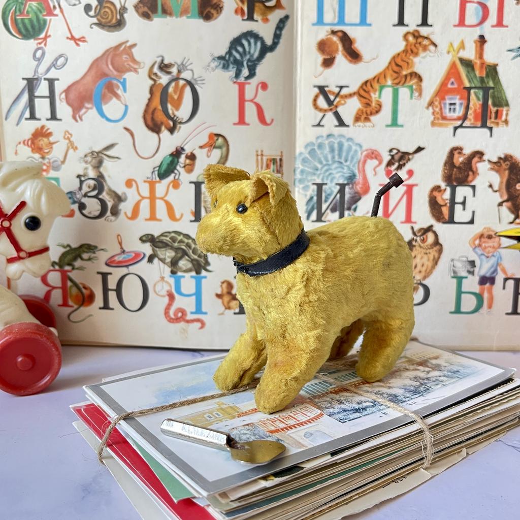 Советская игрушка «Собачка заводная»