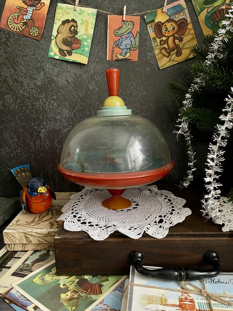 Легендарная советская Новогодняя  юла волчок