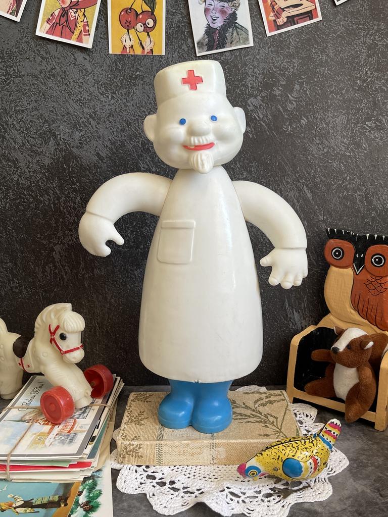 Доктор Айболит игрушка ссср