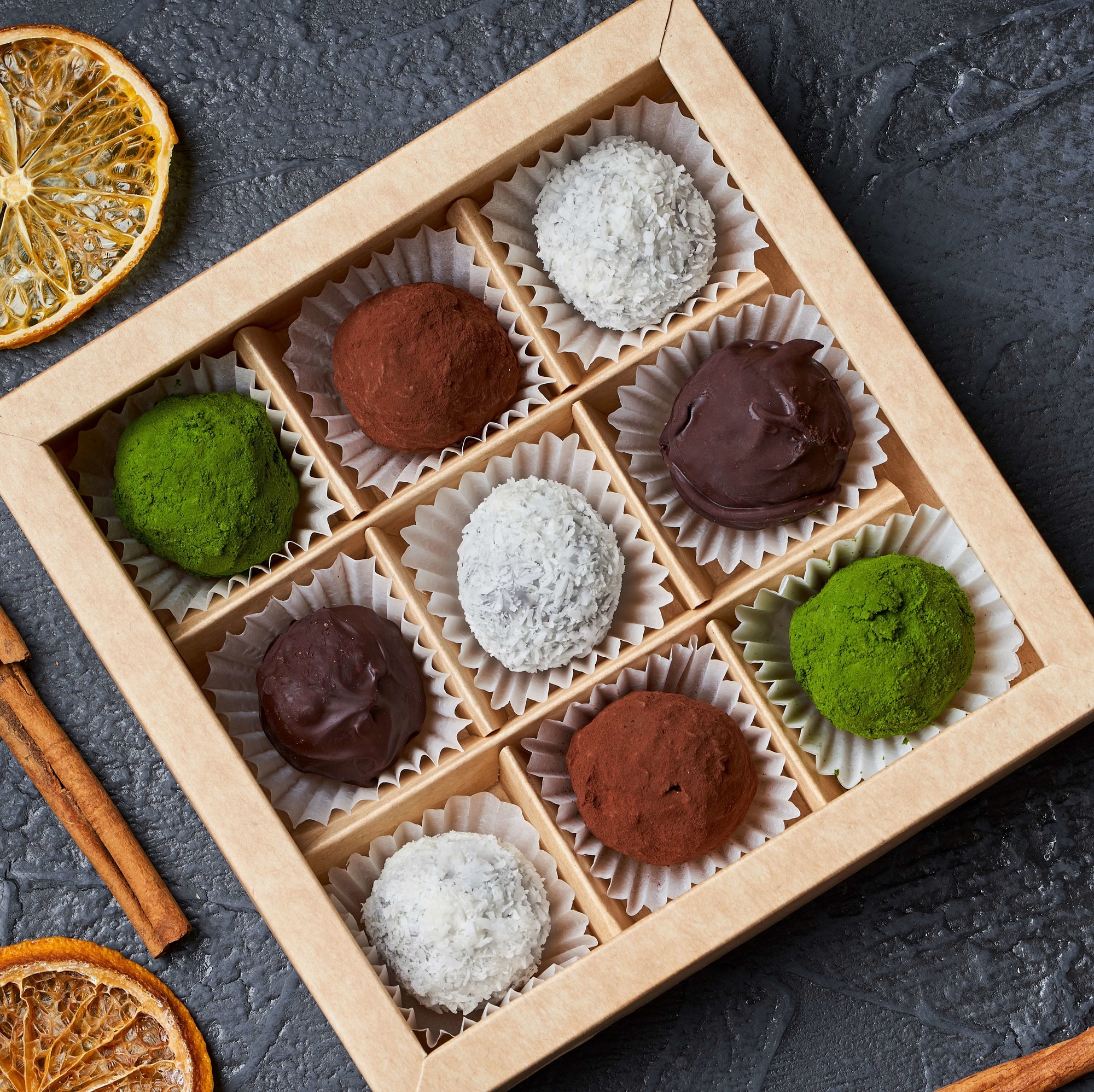 Ассорти домашних трюфелей