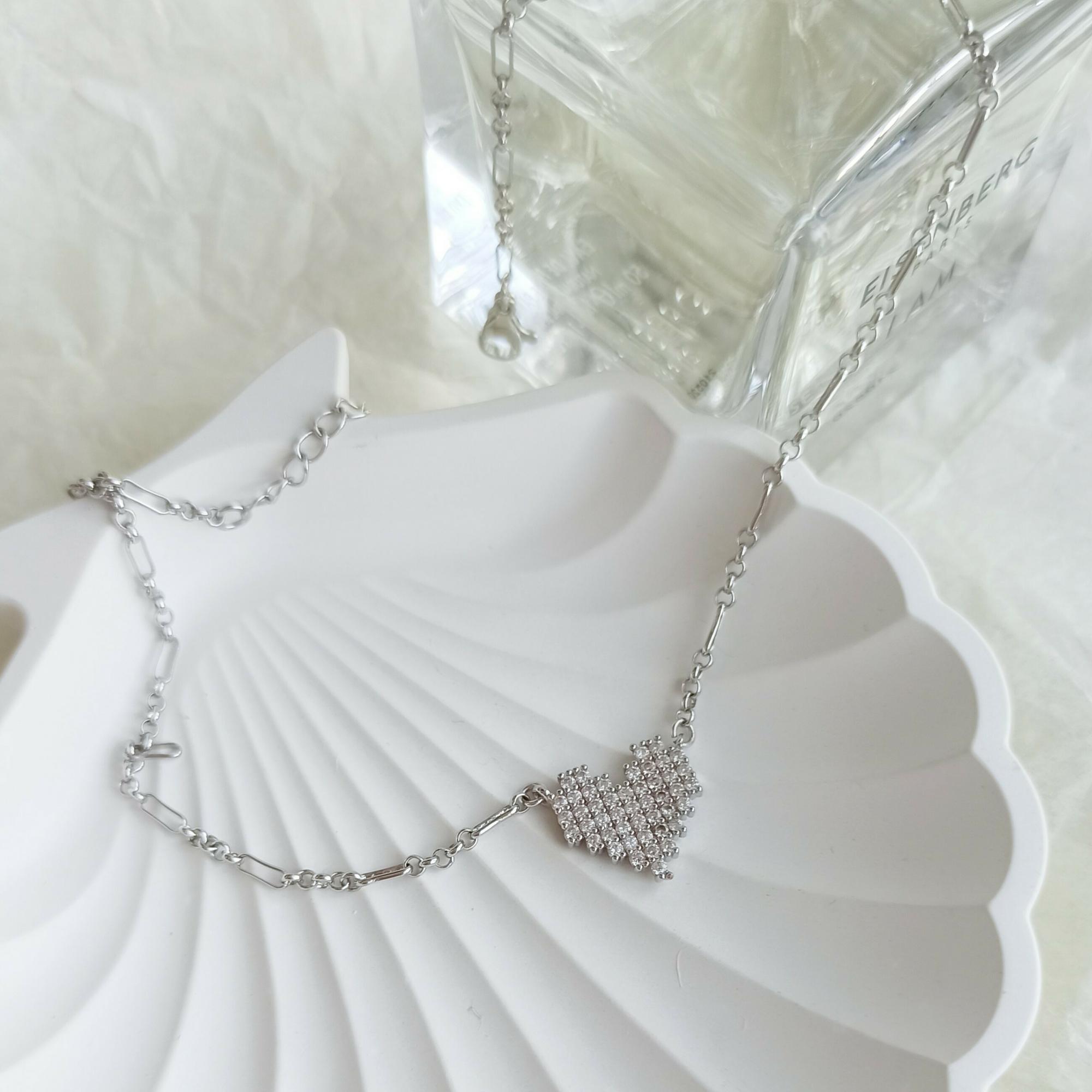 КОЛЬЕ СЕРДЦЕ ПИКСЕЛЬ