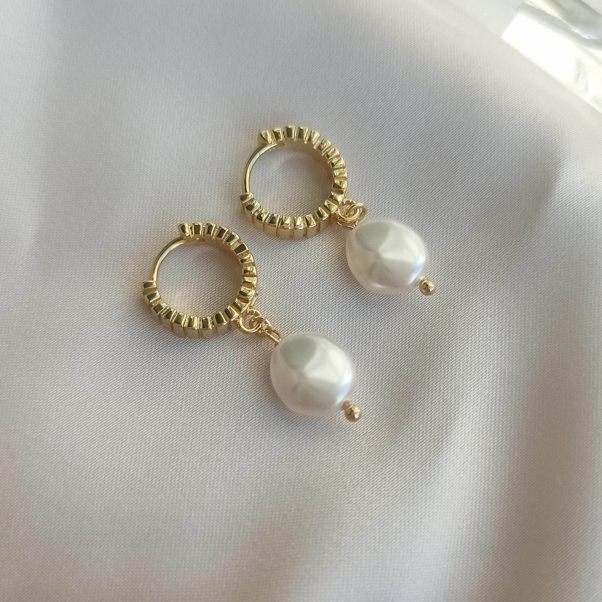 СЕРЬГИ ЛАКОНИЧНОСТЬ