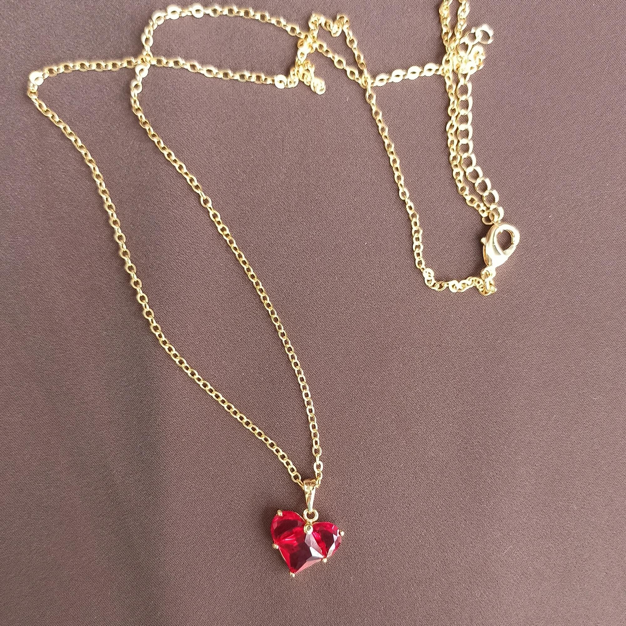 КОЛЬЕ АЛОЕ СЕРДЦЕ