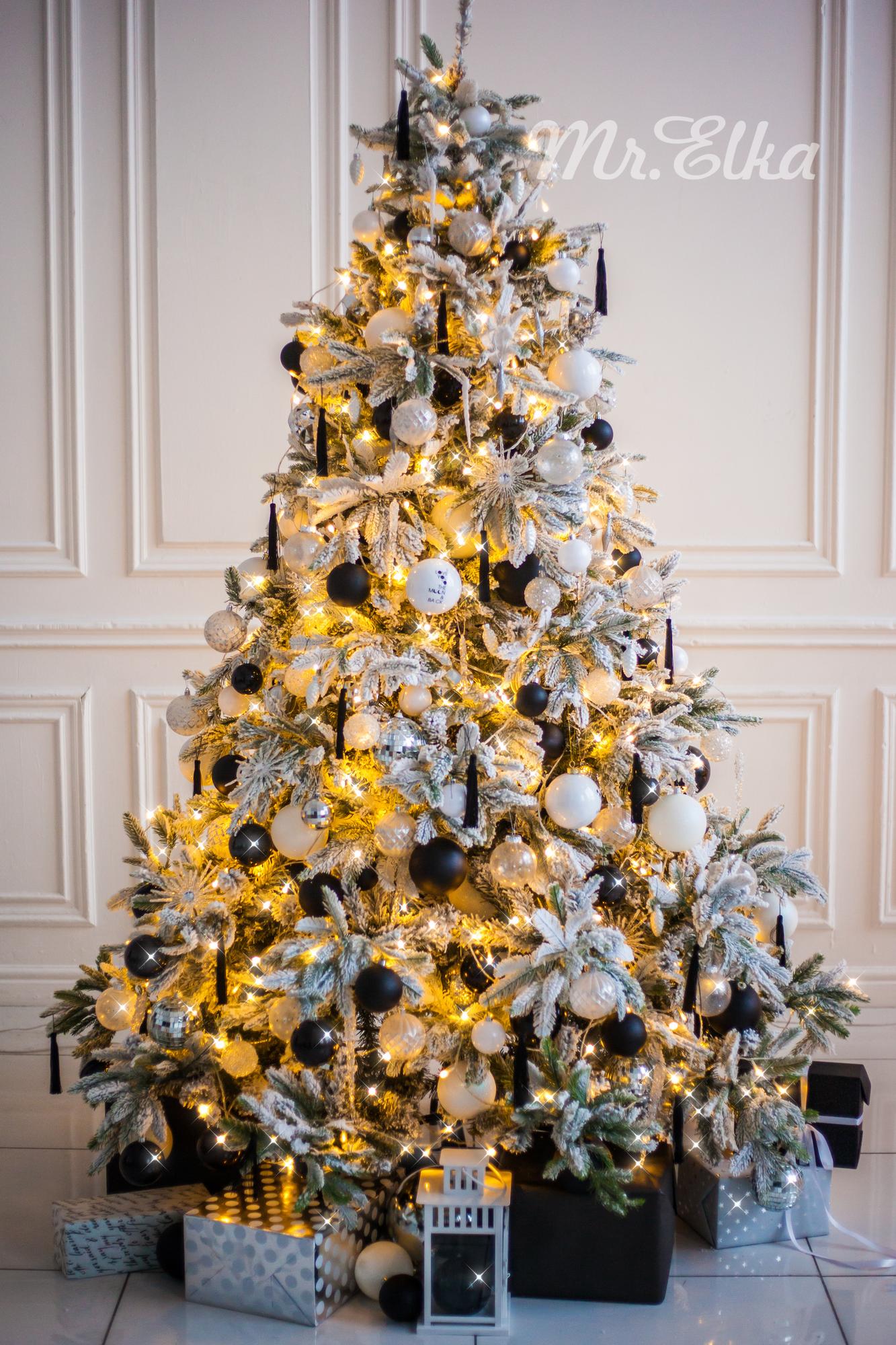 Ёлка "До луны и обратно"