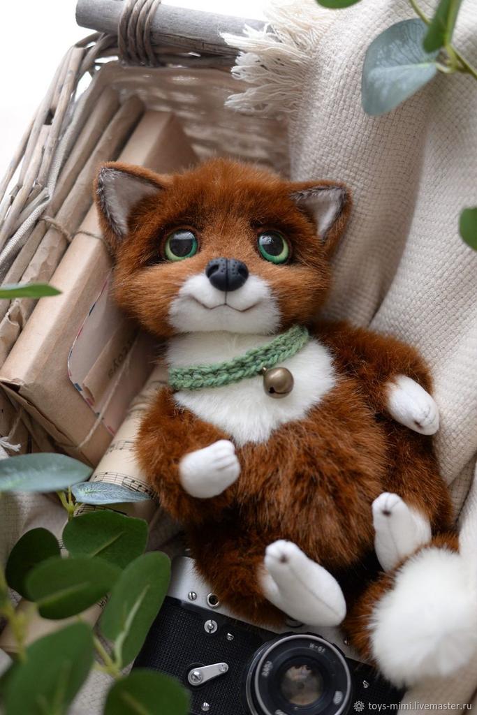 Игрушка ручной работы "Лисичка Фокси"