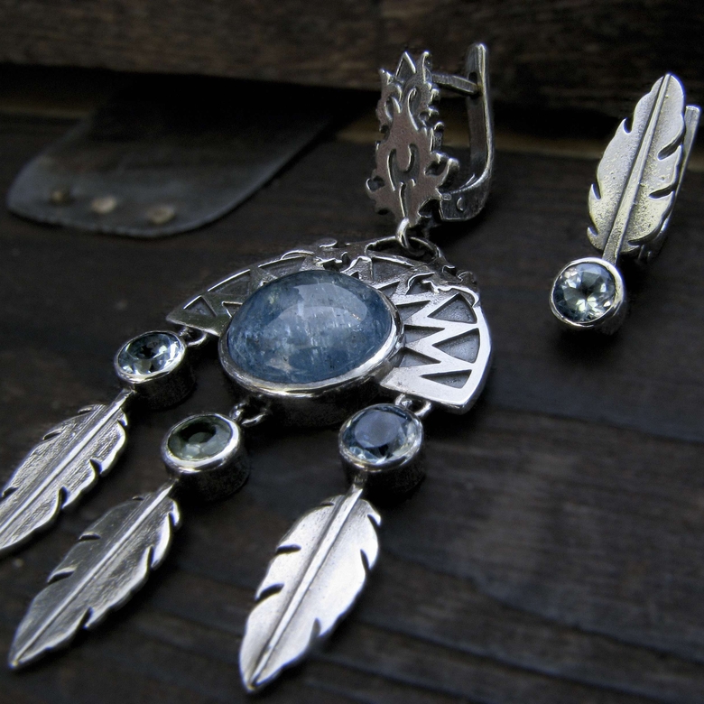 Owl - aquamarine earrings