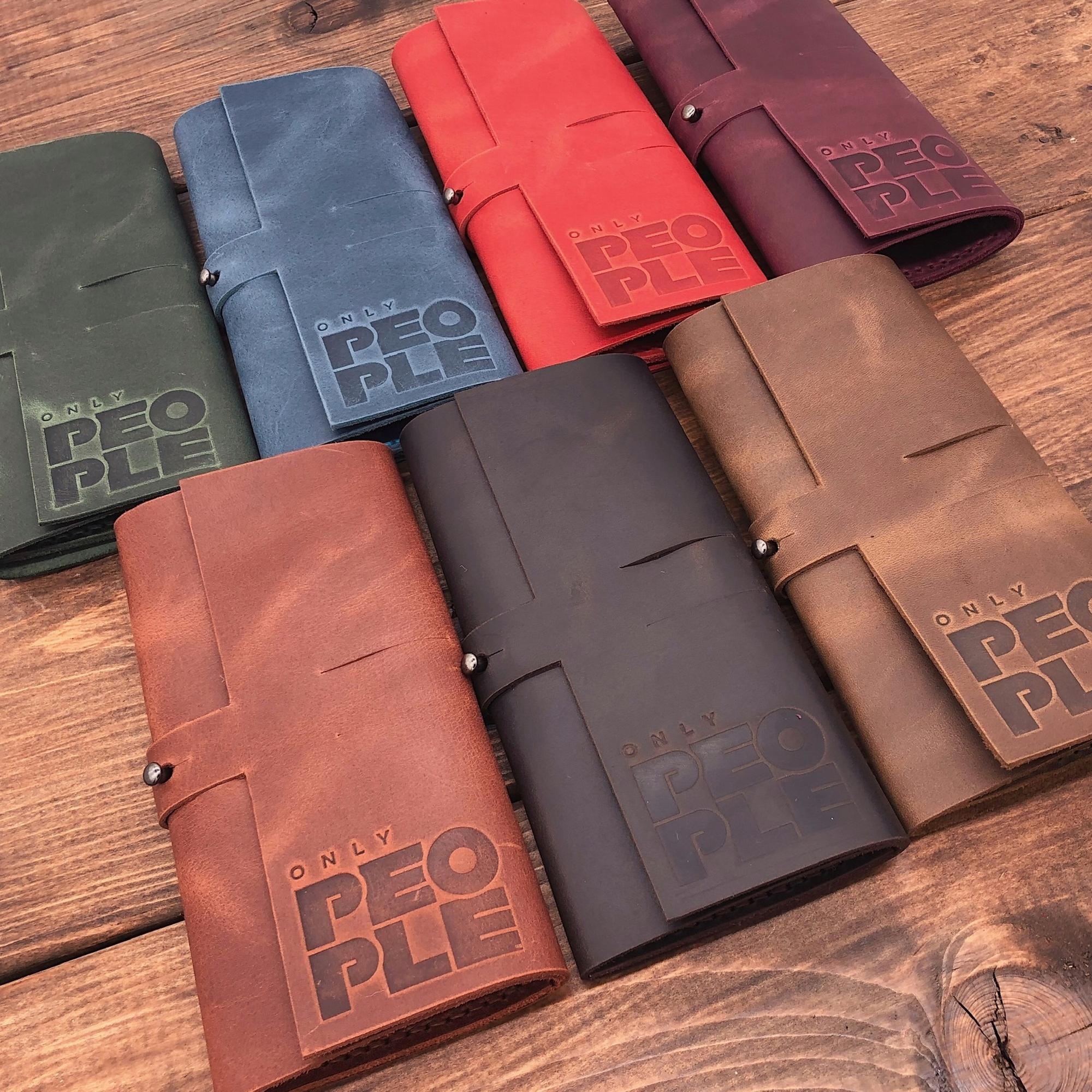 Тиснение логотипа заказчика