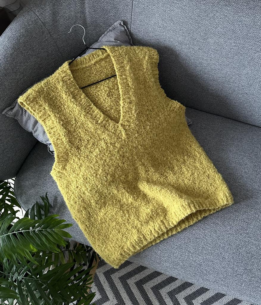 Безрукавка из букле