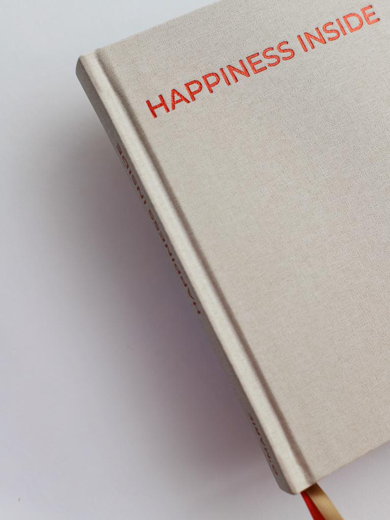 УЦЕНКА O'MARIE Ежедневник недатированный на 11 месяцев Happiness Inside / 2 обложки на выбор