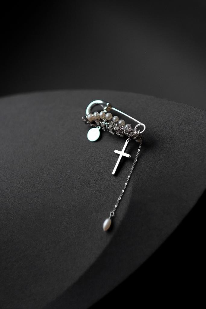 Брошь-булавка