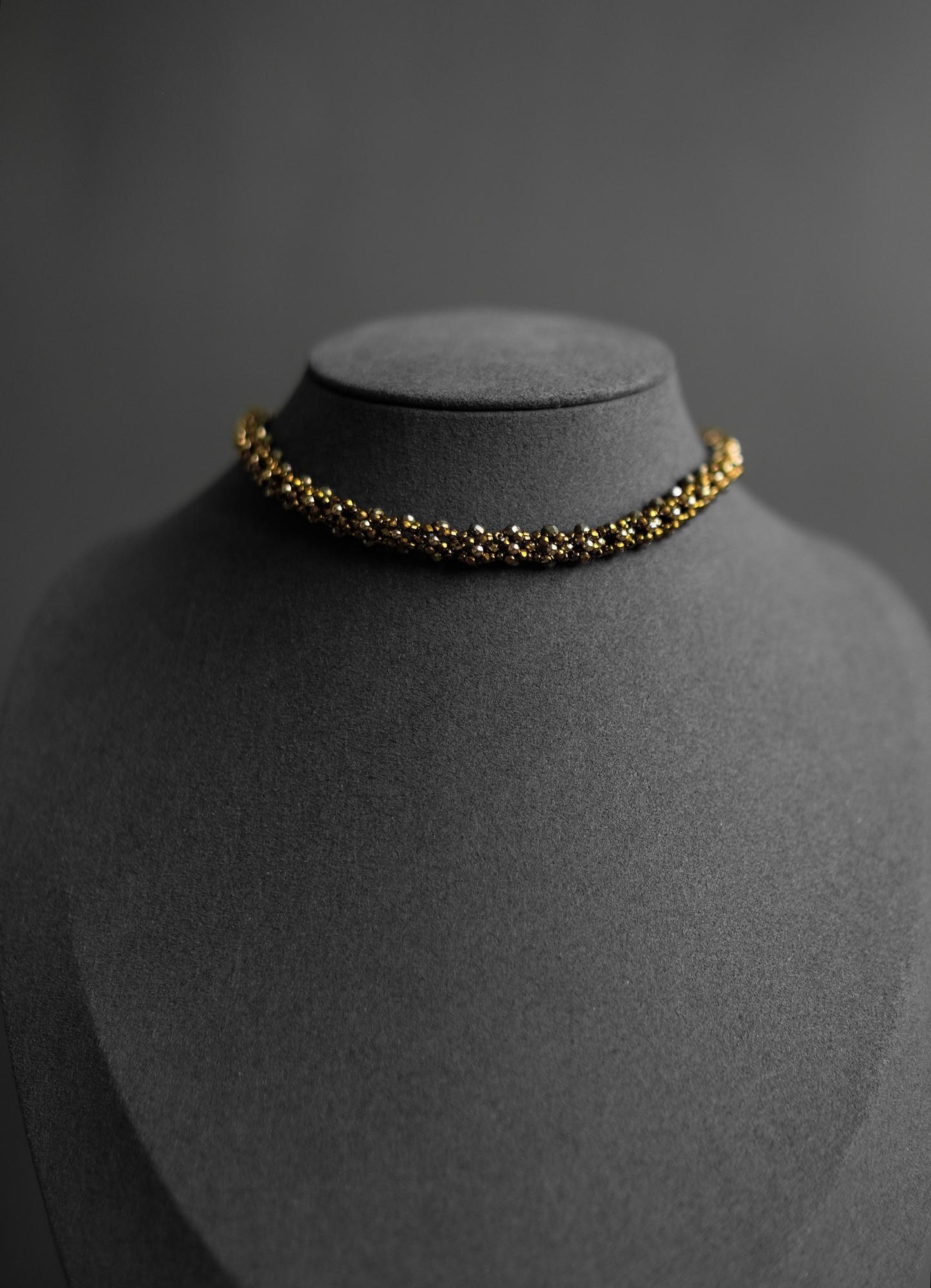 Чокер Елизавета