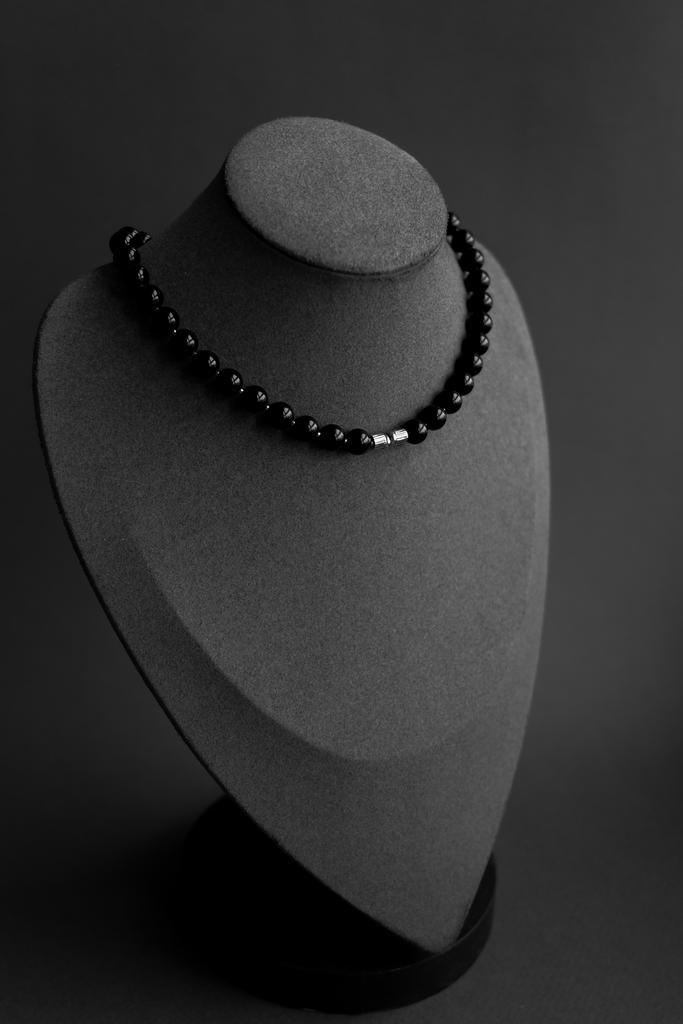 Чокер НУАР из оникса 8мм