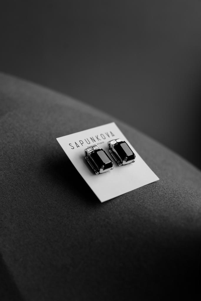 Пусеты НУАР