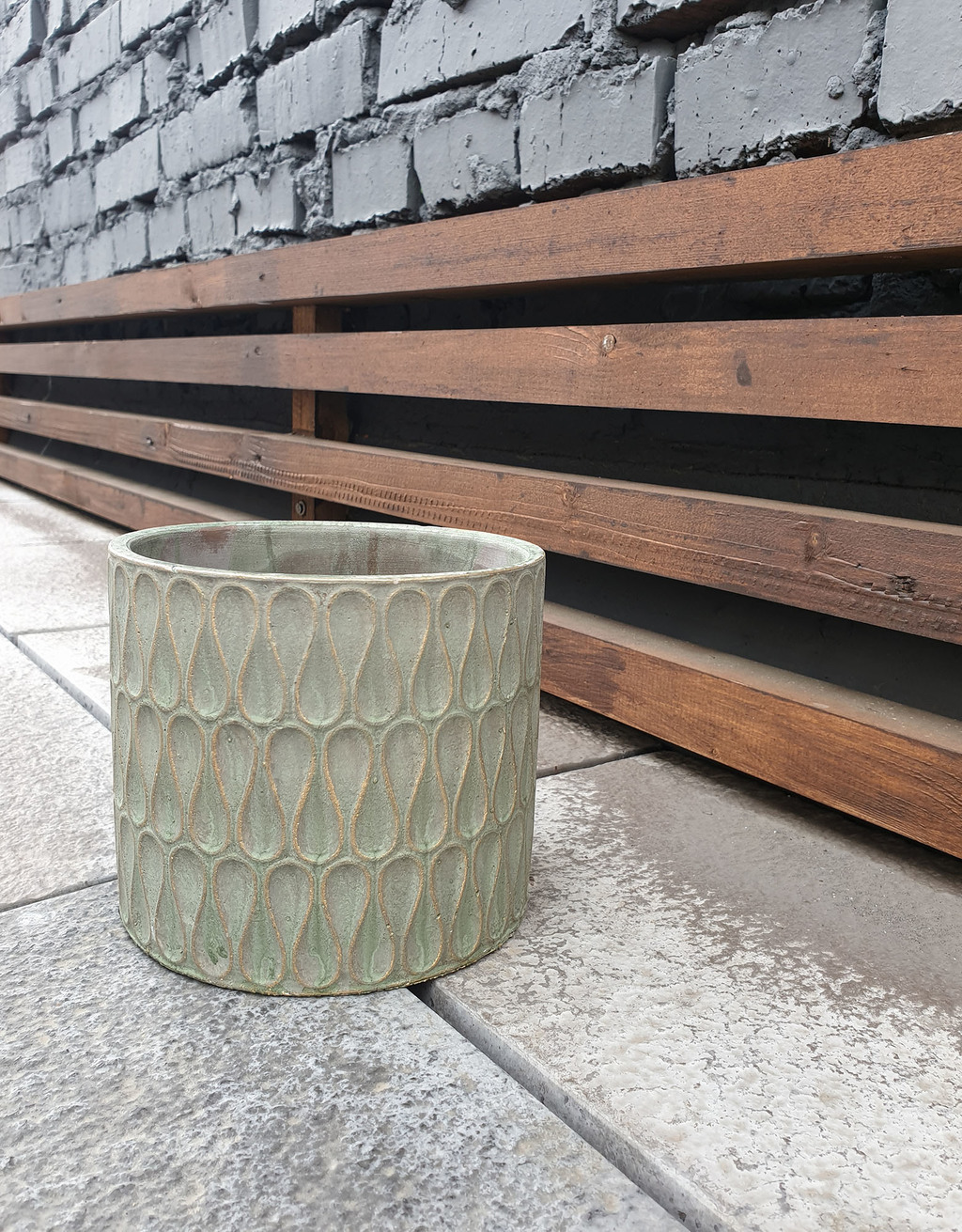 Кашпо бетонное с узором d15 h13