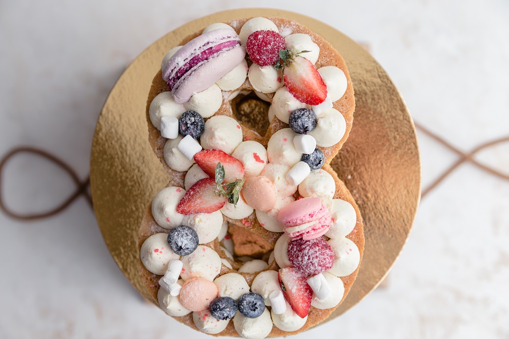 Оформление для медовика "В виде цифры"