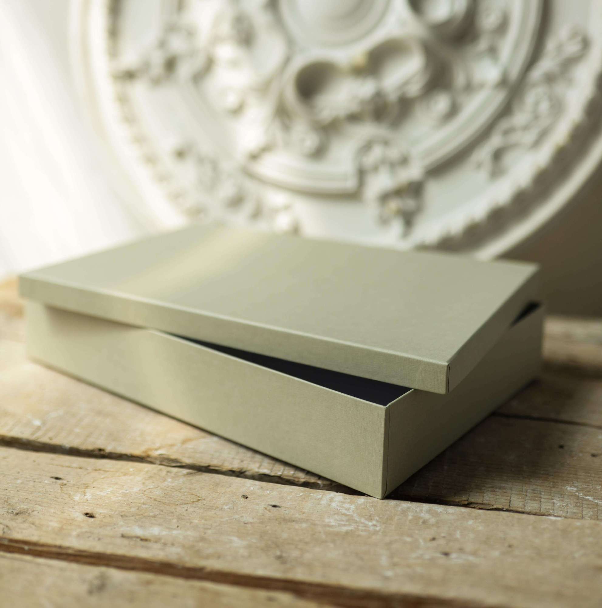 Коробка под рубашку, однотонная