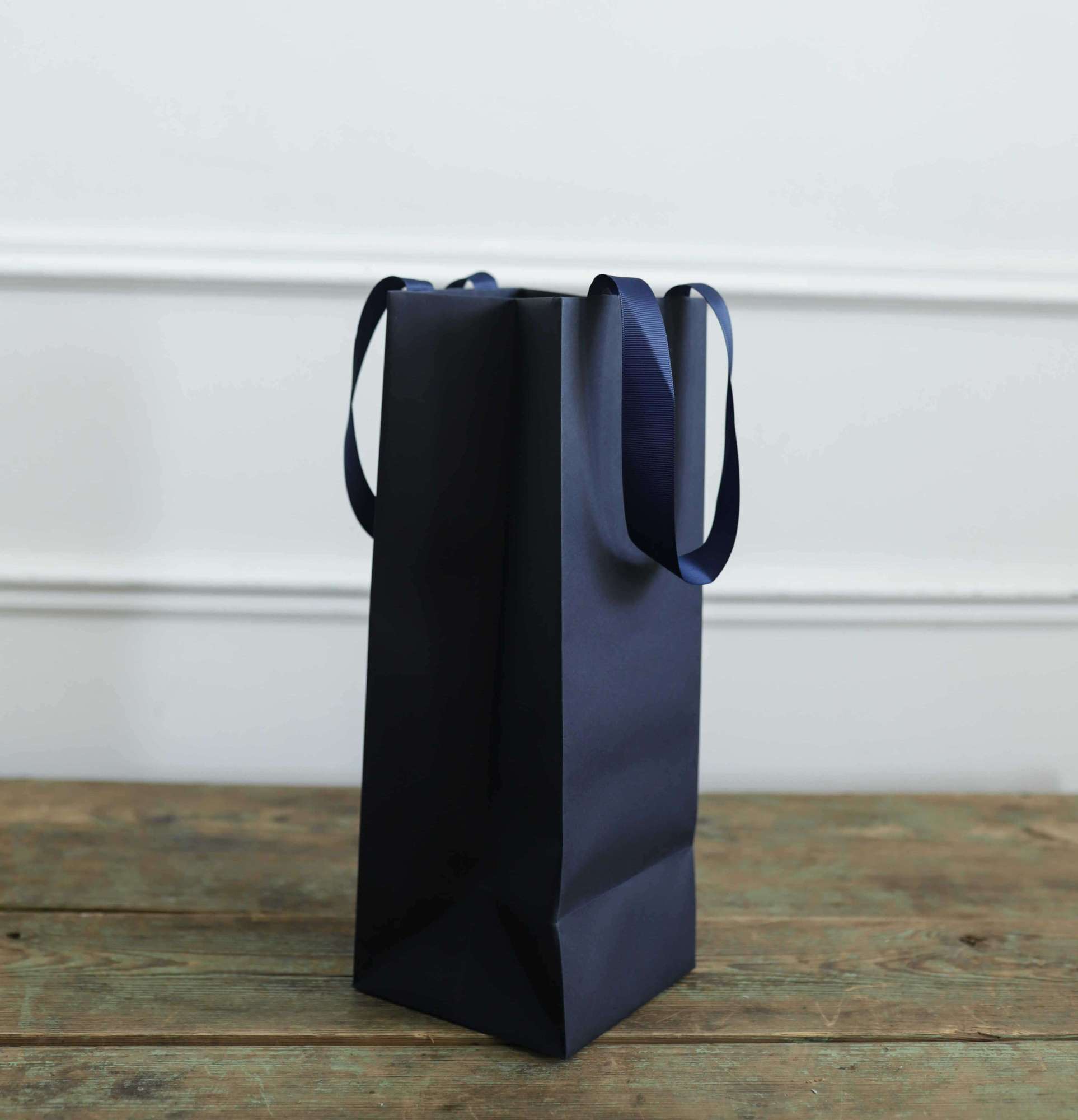 Пакет однотонный под бутылку