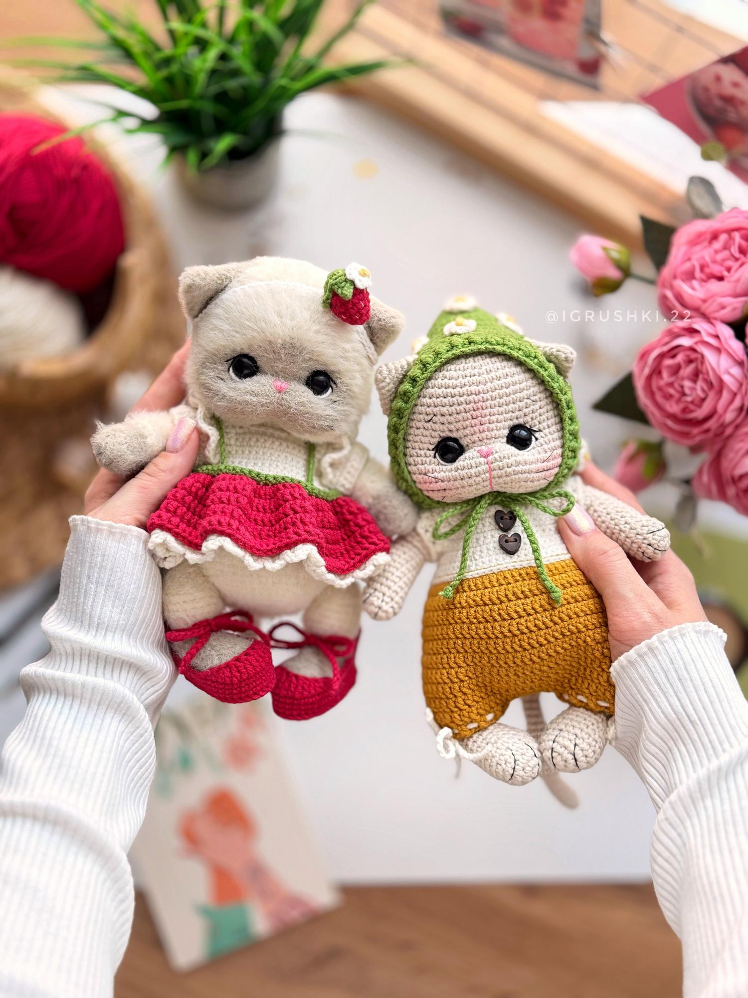Мастер-класс «Комплекты одежды для котика Hellowkitten»
