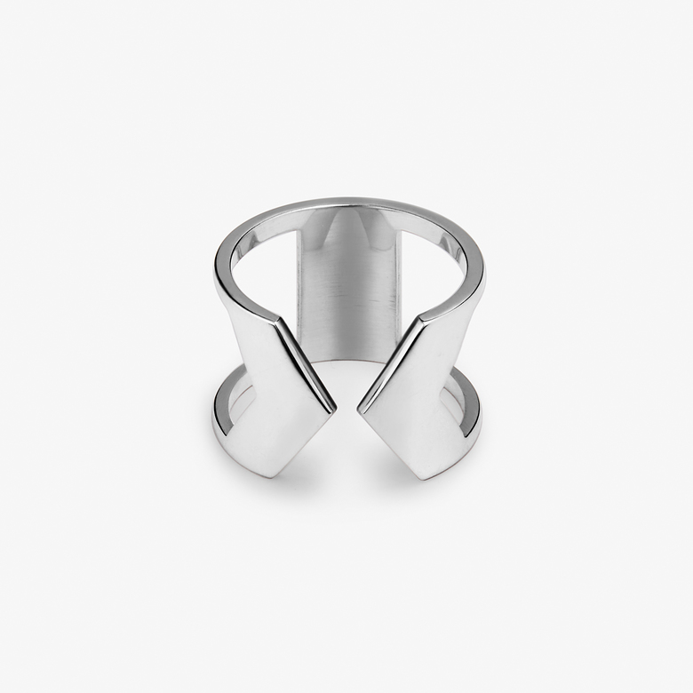 Треугольное кольцо с разъемом