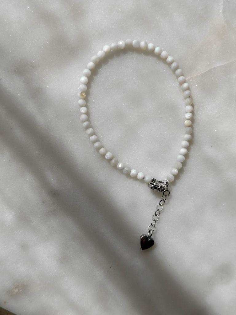 Браслет из перламутра