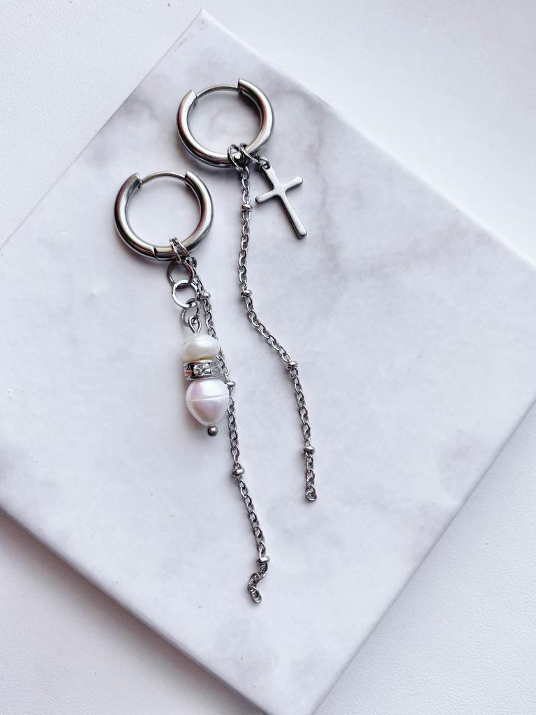 Серьги-трансформеры с жемчугом и крестиком