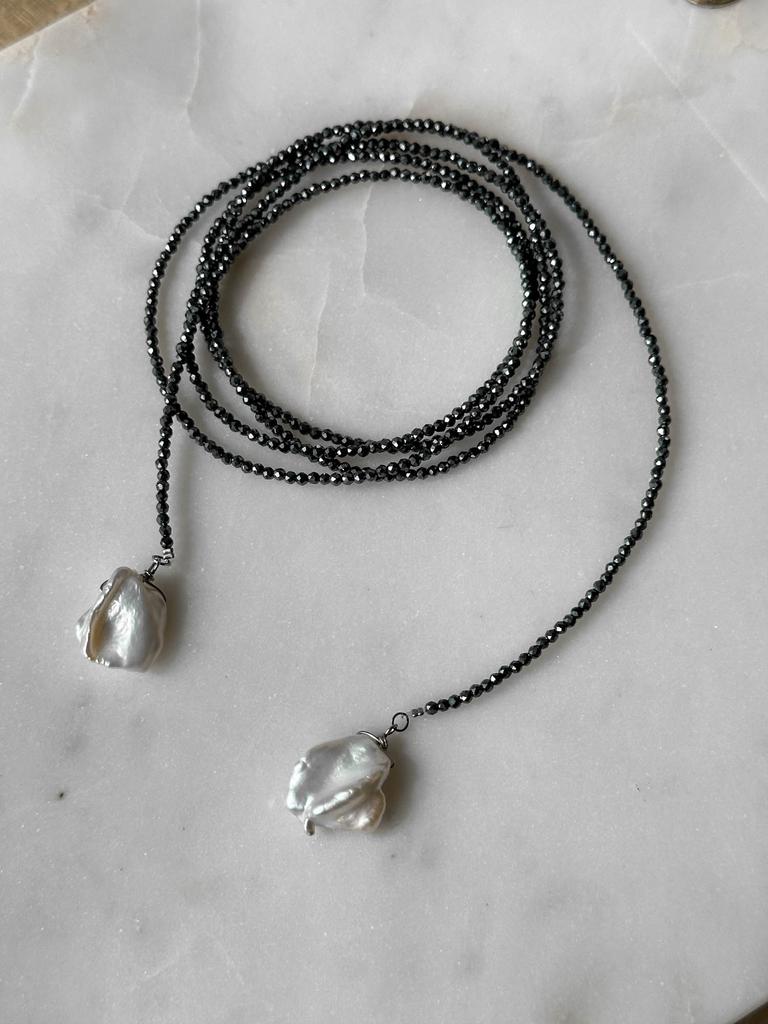 Нить гематита с жемчужинами