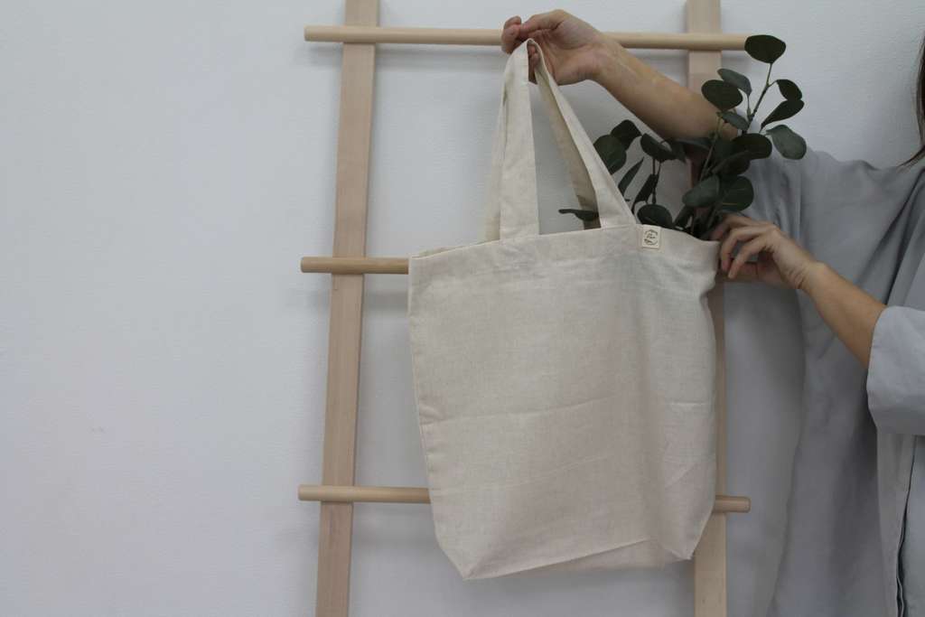 Шопер из льна и хлопка светлый