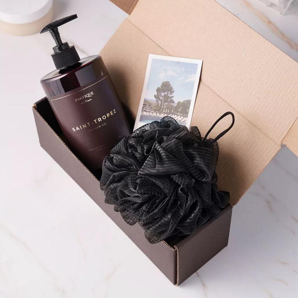 Подарочный набор Гель для душа Saint-Tropez  700мл + мочалка, PARFIQUE