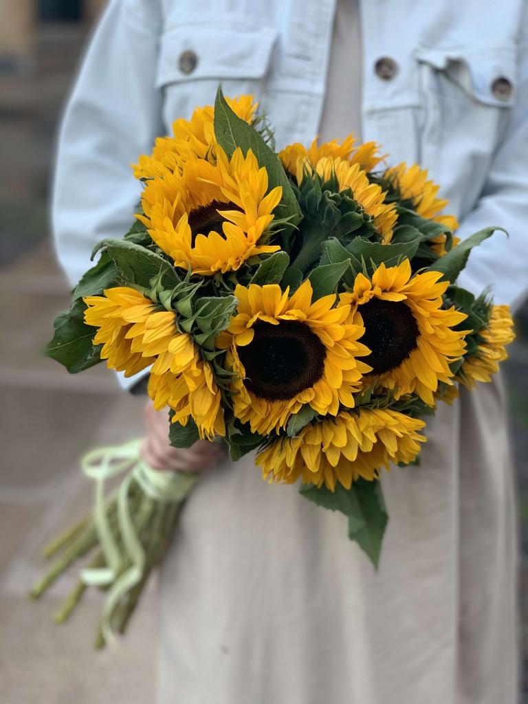 МОНОБУКЕТ ИЗ ПОДСОЛНУХОВ 151